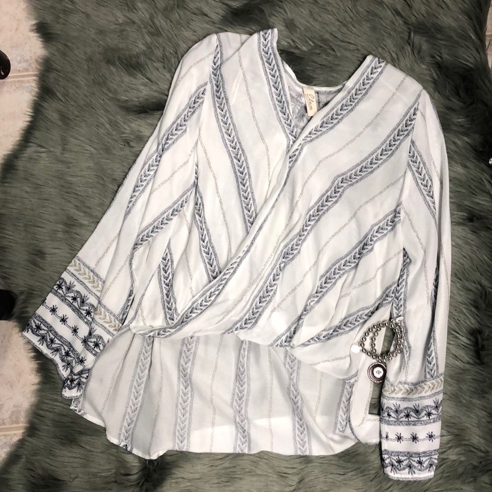 Simple cute tunic blouse